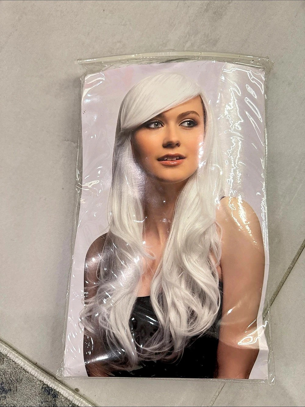 Claire's Long White Wavy Wig